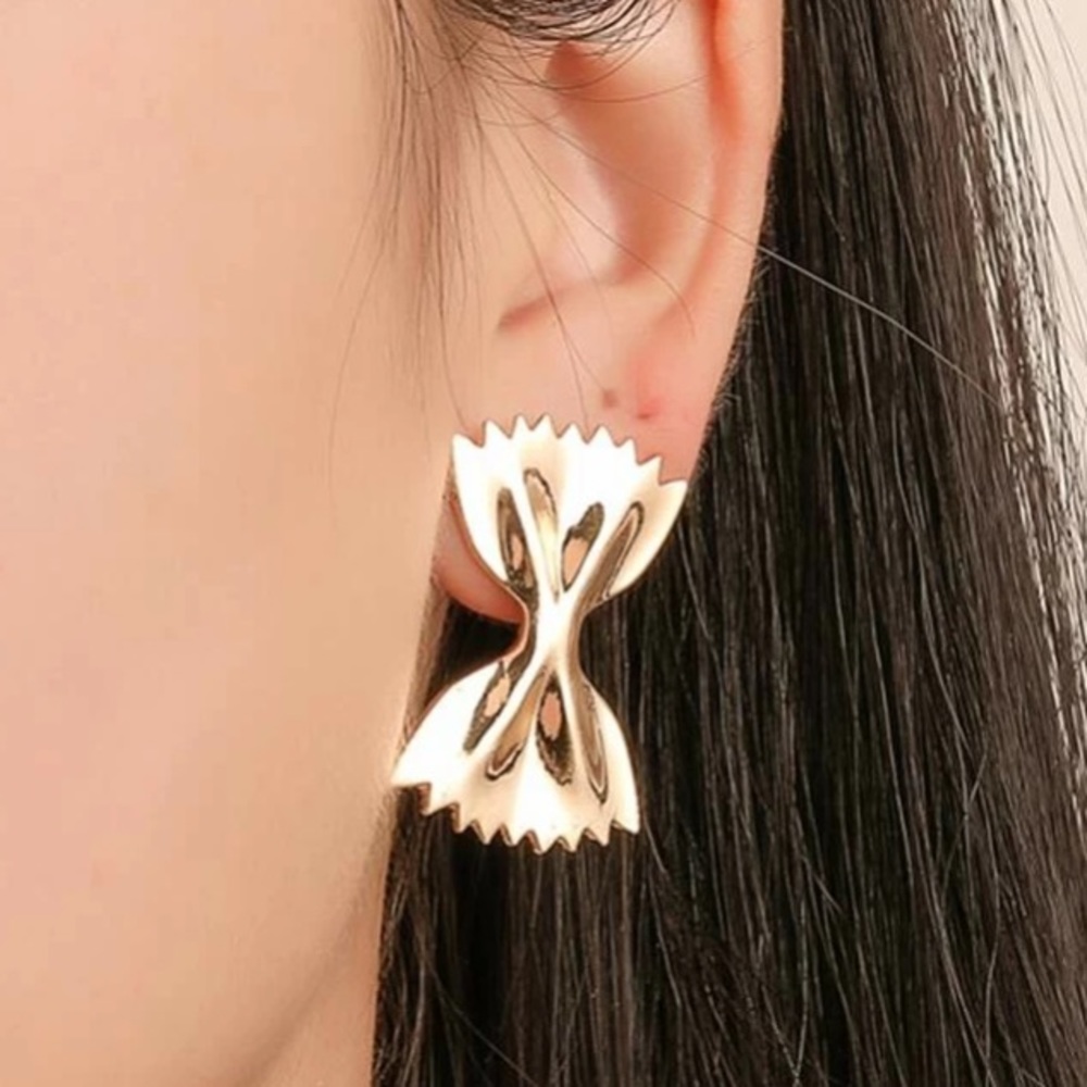Bow Tie Knot Gold Earrings